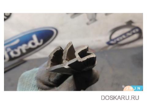 Молдинг стекла двери переднее левое Skoda Octavia A7 12.2012 -05.2017