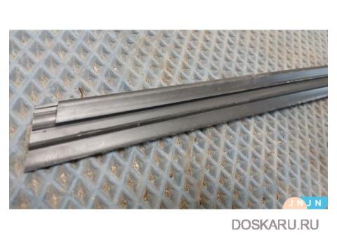 Молдинг стекла двери переднее левое Skoda Octavia A7 12.2012 -05.2017